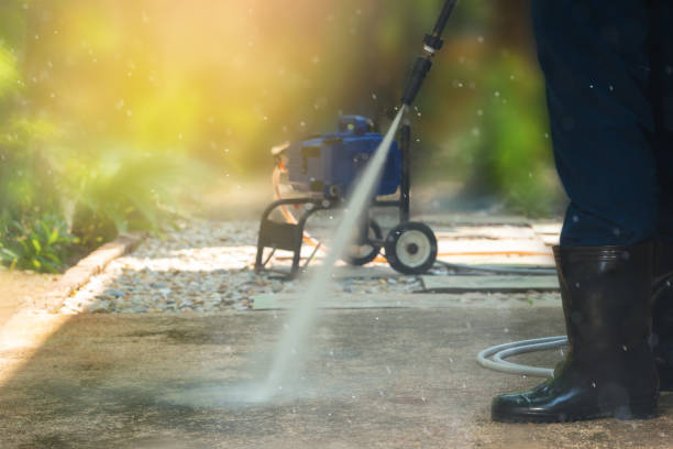 Best Rust Removal  in Ellport, PA